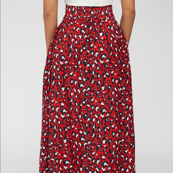 Maxi dress for the Fall. Brand new - Picture 3 of 3